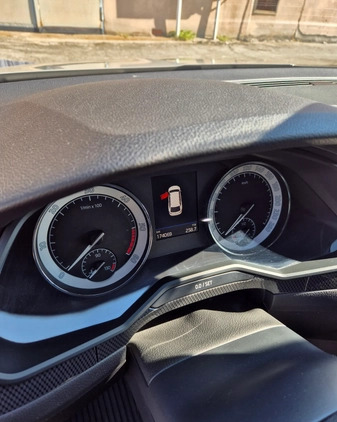 Skoda Superb cena 98800 przebieg: 177500, rok produkcji 2018 z Wrocław małe 37